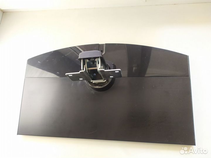 Подставка для телевизора