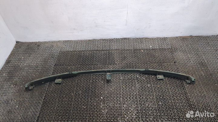 Ресничка под фару Nissan Navara, 2001