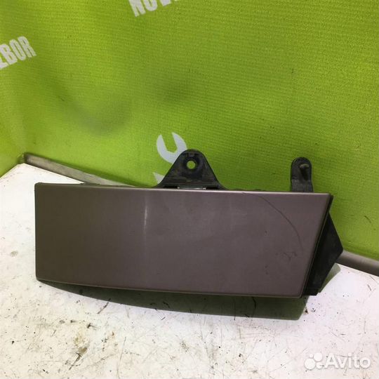 Планка под фонарь правая Тойота Королла Е100