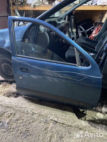 Дверь FR Рено Меган 1