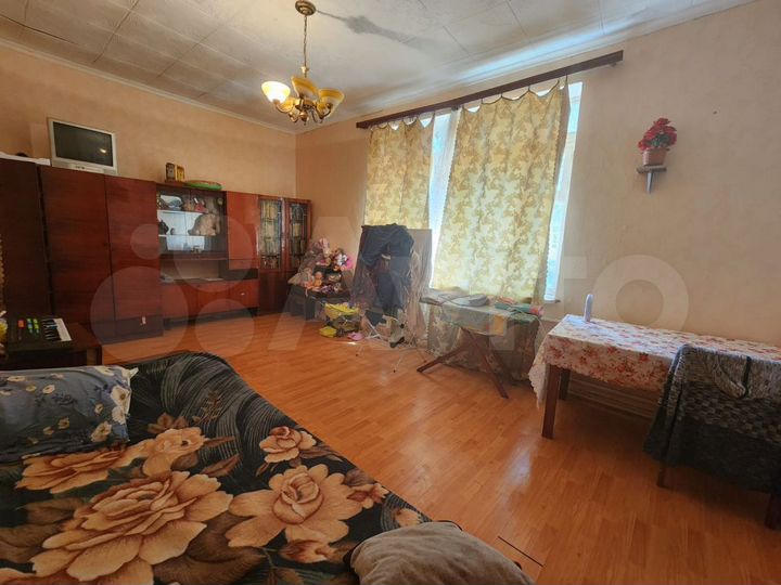 2-к. квартира, 54 м², 1/4 эт.