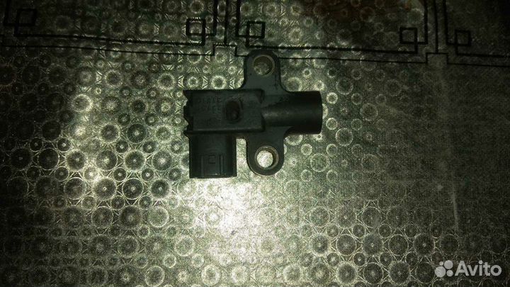 Датчик каленвала