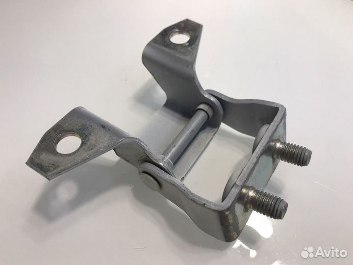 Петля двери задка Mazda CX-5