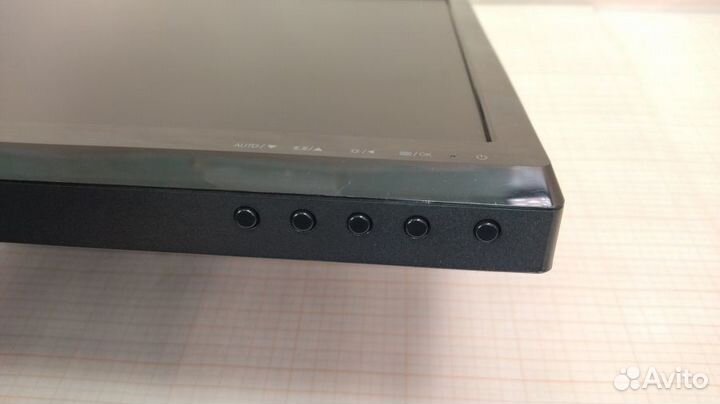 Монитор б/у 24