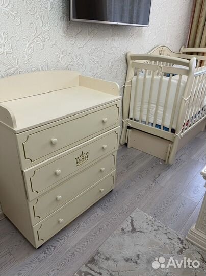 Пеленальный комод