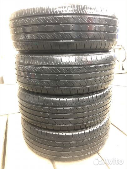 Dunlop SP Touring T1 185/60 R14 82T