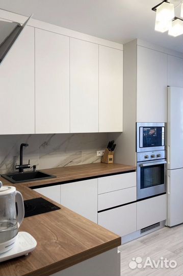Кухня белая матовая. Доставка