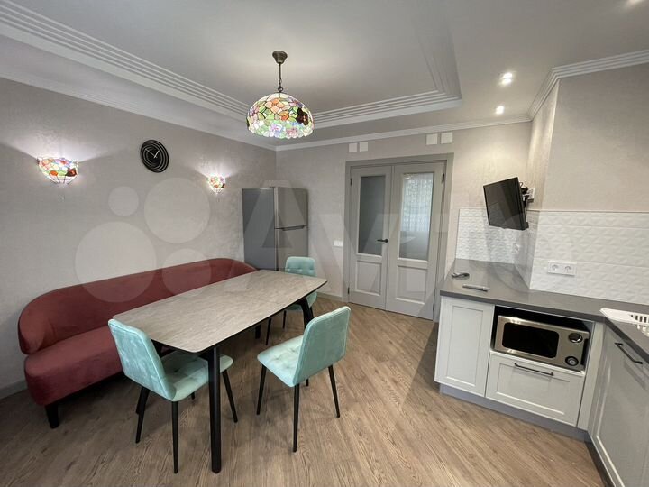 3-к. квартира, 113 м², 4/10 эт.