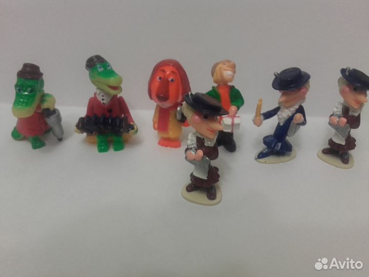 Киндер игрушки серии 