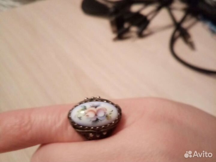 Серьги и кольцо. Финифть