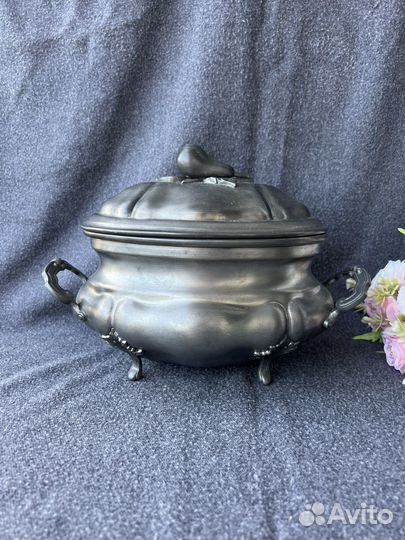 Ваза с крышкой олово, бисквитница