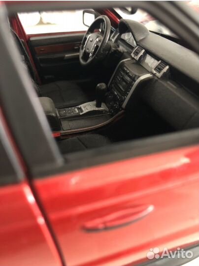 Range Rover Sport первого поколения масштаб 1:18
