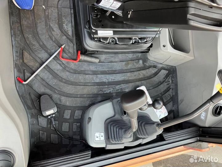 Экскаватор-погрузчик CASE 695SV, 2023