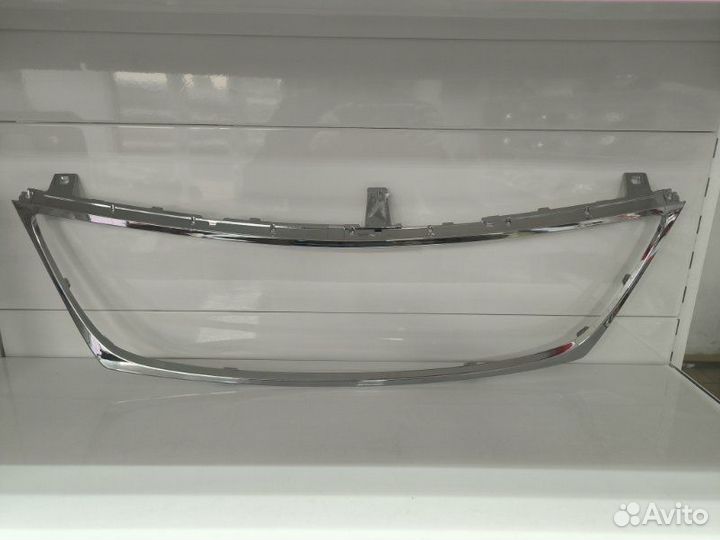 Молдинг решетки радиатора Lexus Gs S190 2004-2007