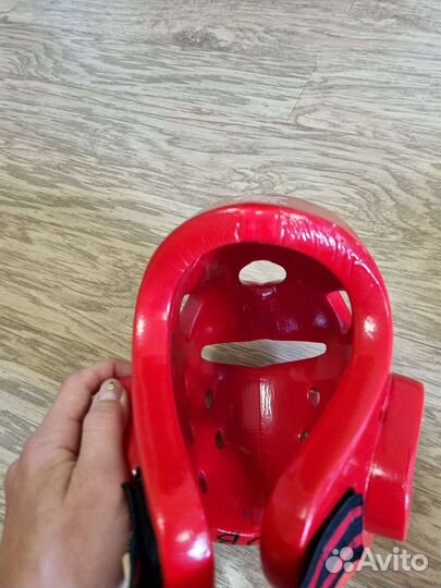 Комплект аммуниции для боевых искусств (красный)