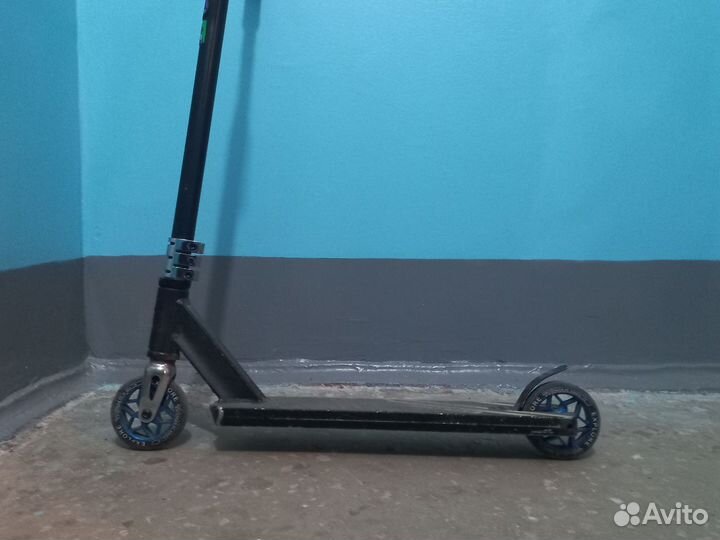 Трюковой самокат