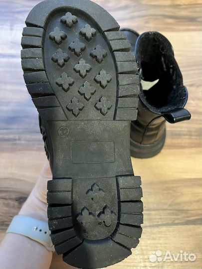 Ботинки демисезонные для девочки 32 р