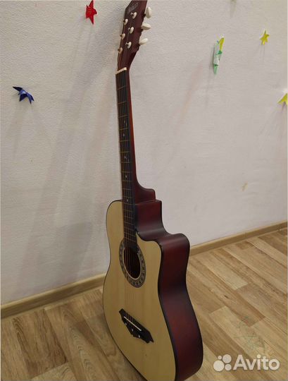 Акустическая гитара новая