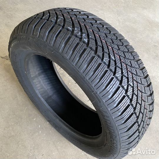 Bridgestone Blizzak LM005 DriveGuard 235/45 R17 97V