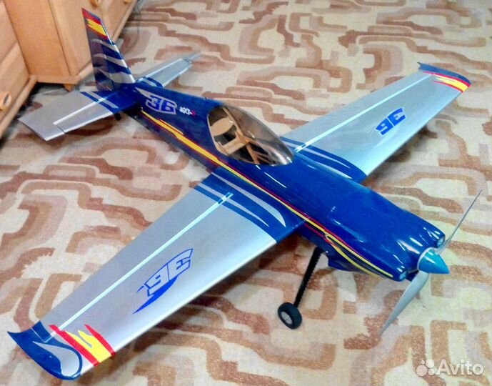 Радиоуправляемый самолёт-бпла (размах крыла 1,5м)