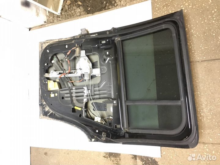 Дверь задняя правая Jeep Liberty MK74 Джип Либерти