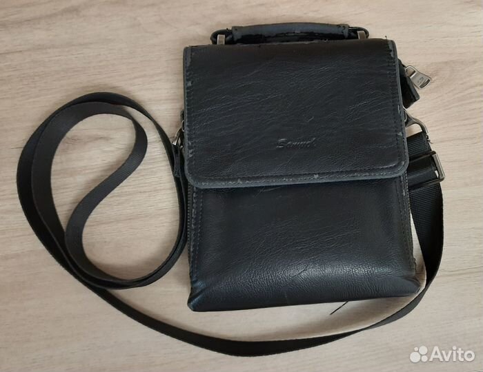 Сумка мужская с ремешком через плечо