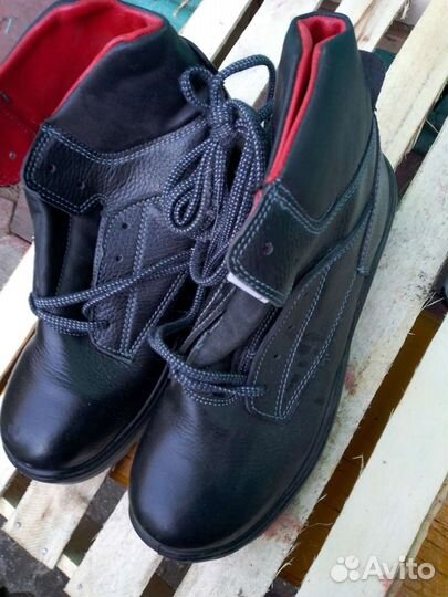 Ботинки кожаные