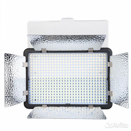 Осветитель светодиодный Godox LED500LC 3300K-5600K