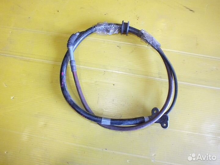 Тросик ручника