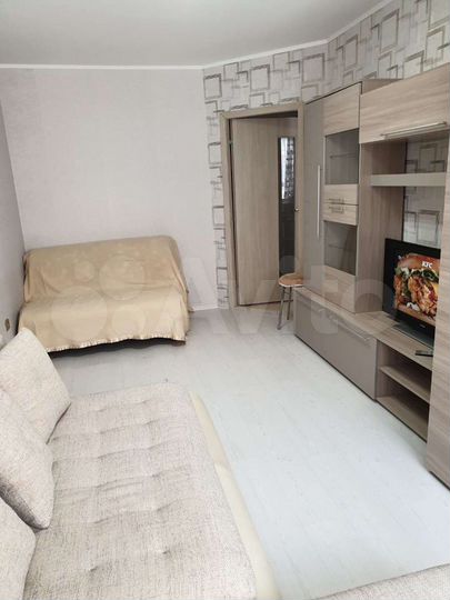 1-к. квартира, 37 м², 3/27 эт.