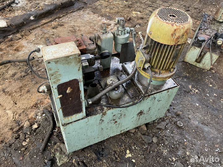 Гидравлическая станция (маслостанция)