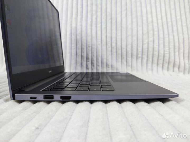 Ноутбук Huawei MateBook D14 AMD Ryzen 5 8/512