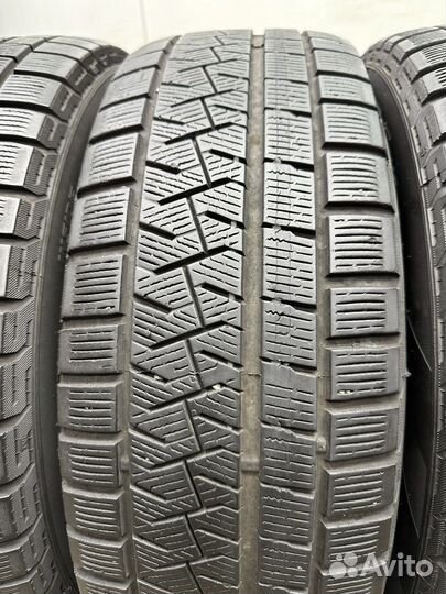 Pirelli Ice Asimmetrico Plus 205/60 R16 96Q
