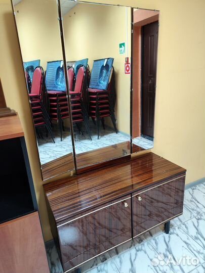 Стулья стол