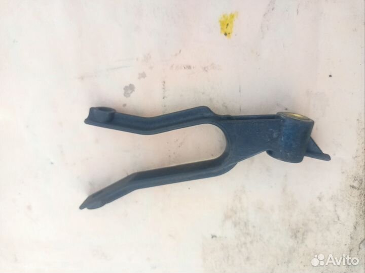 Кронштейн радиатора opel astra h