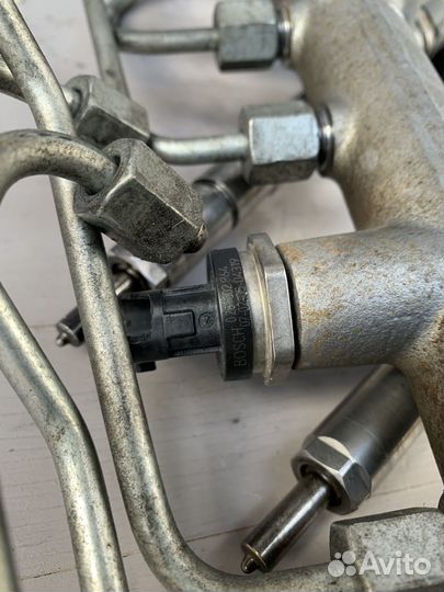 Топливная рампа Kia Sorento 2.5 л diesel D4CB