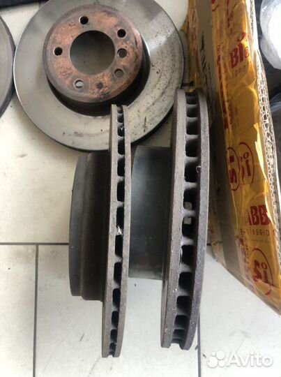 Тормоза Bmw e60 3.0 б 530i