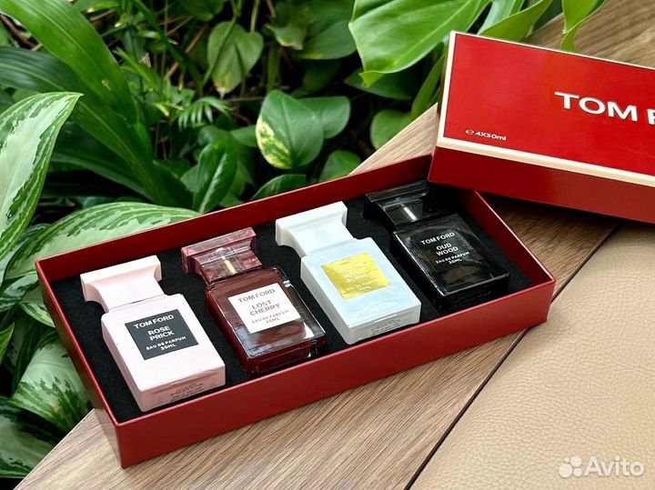 Духи женакие набор подарочный Tom Ford