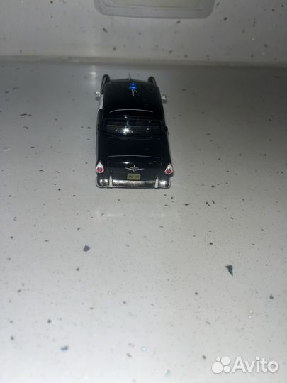 Модель автомобиля 1/43