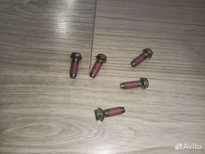 Винт крепления крестовины LG 4000FR4031B