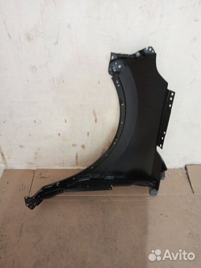 Крыло правое Ford Explorer 5 2010-2015