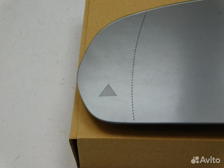 Стекло зеркала левого Mercedes-Benz E W213 (97499)