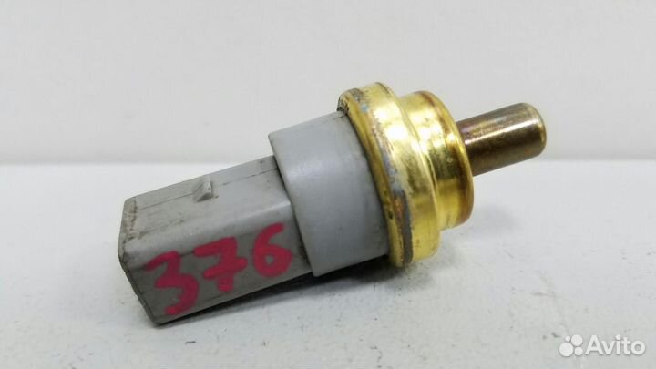 Датчик температуры двигателя Volkswagen Polo 5 614