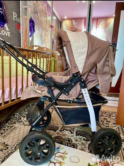 Коляска новая