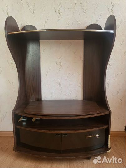 Тумба под телевизор