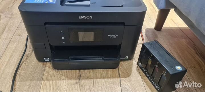 Мфу Цветной струйный принтер Epson WF-3720