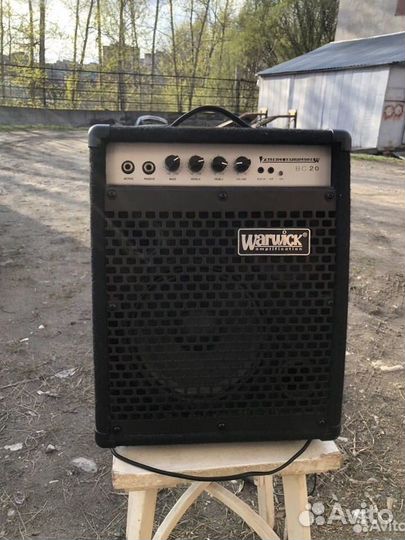 Комбоусилитель басовый Warwick BC20
