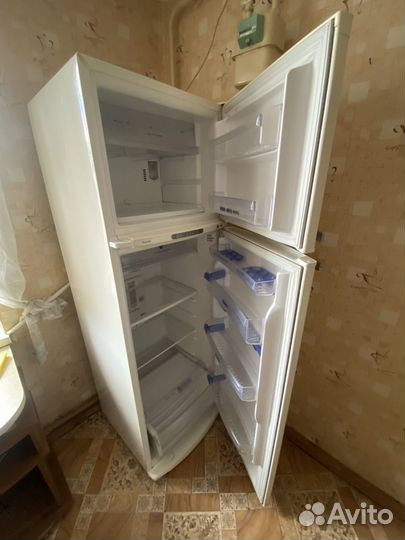 Холодильник