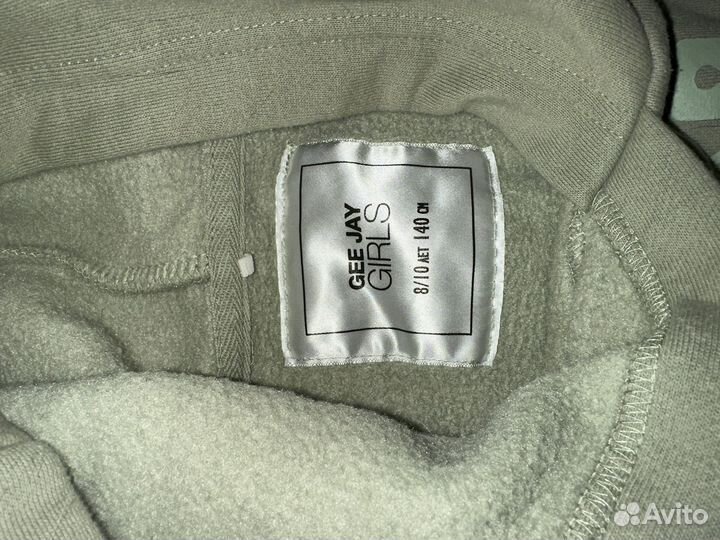 Спортивный костюм для девочки 140