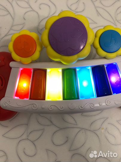 Детское музыкальное пианино